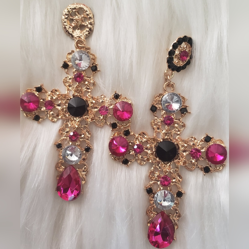 NEW CROSS EARRINGS